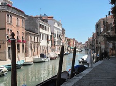 Enlarge photo 88