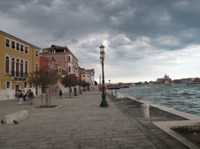 Enlarge photo 118