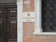 Enlarge photo 125