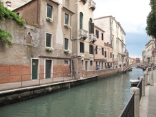 Enlarge photo 147