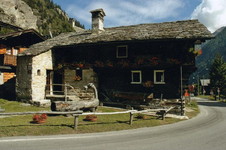 Enlarge photo 2