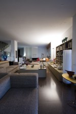 Enlarge photo 12