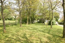 Enlarge photo 1