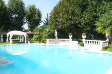 Enlarge photo 16
