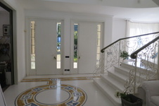 Enlarge photo 24