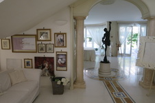 Enlarge photo 49