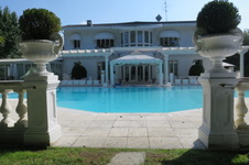 Enlarge photo 54