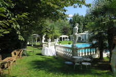 Enlarge photo 63
