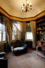 Enlarge photo 18