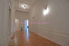 Enlarge photo 35