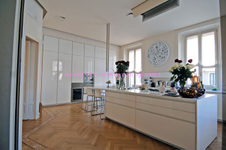 Enlarge photo 33
