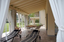 Enlarge photo 38