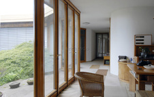 Enlarge photo 49