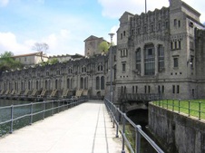 Enlarge photo 2