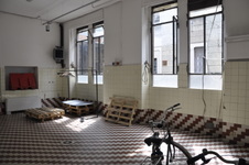 Enlarge photo 11