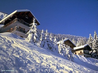 Macugnaga/ Monte Rosa / 177 km da Milano