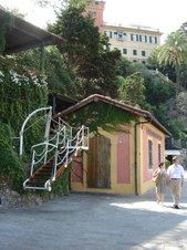 Enlarge photo 54