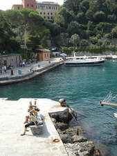 Enlarge photo 79