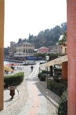 Enlarge photo 85