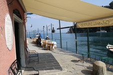 Enlarge photo 114
