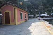 Enlarge photo 127