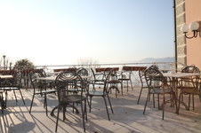 Enlarge photo 321