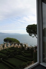 Enlarge photo 32