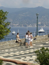 Enlarge photo 130