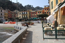 Enlarge photo 47