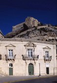 Enlarge photo 19
