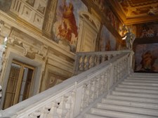 Enlarge photo 63