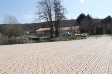 Enlarge photo 63