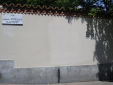 Enlarge photo 100