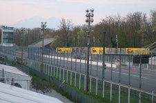 Enlarge photo 61