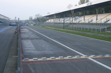 Enlarge photo 28