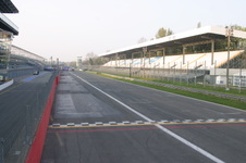 Enlarge photo 44
