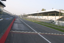 Enlarge photo 49