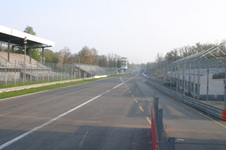 Enlarge photo 51