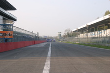 Enlarge photo 61