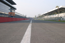 Enlarge photo 62