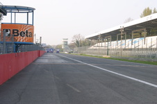 Enlarge photo 64
