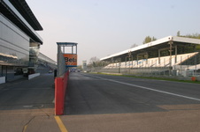 Enlarge photo 72