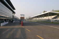Enlarge photo 73