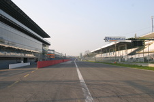 Enlarge photo 77