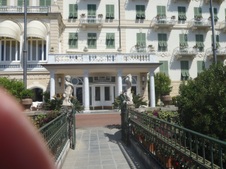 Enlarge photo 13