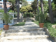 Enlarge photo 18