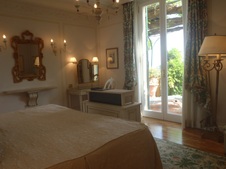 Enlarge photo 40