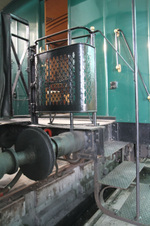 Enlarge photo 69