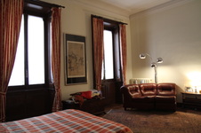Enlarge photo 34