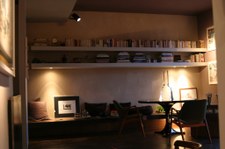 Enlarge photo 1
